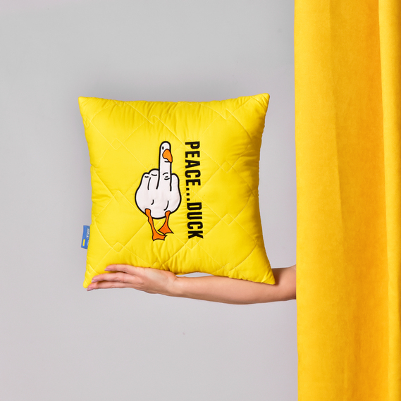 Подушка IDEIA PEACE... DUCK бойовий гусак жовтий
